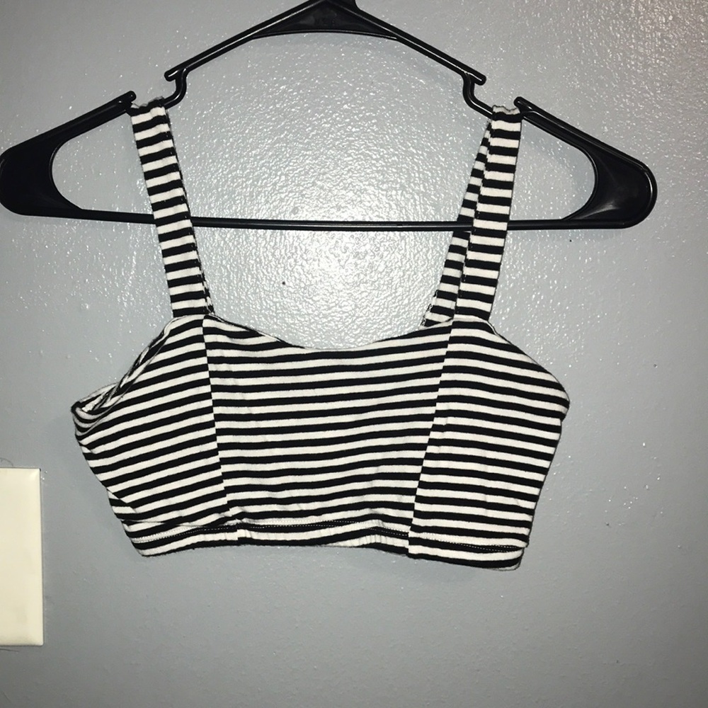 Diva appared from forever 21 crop top